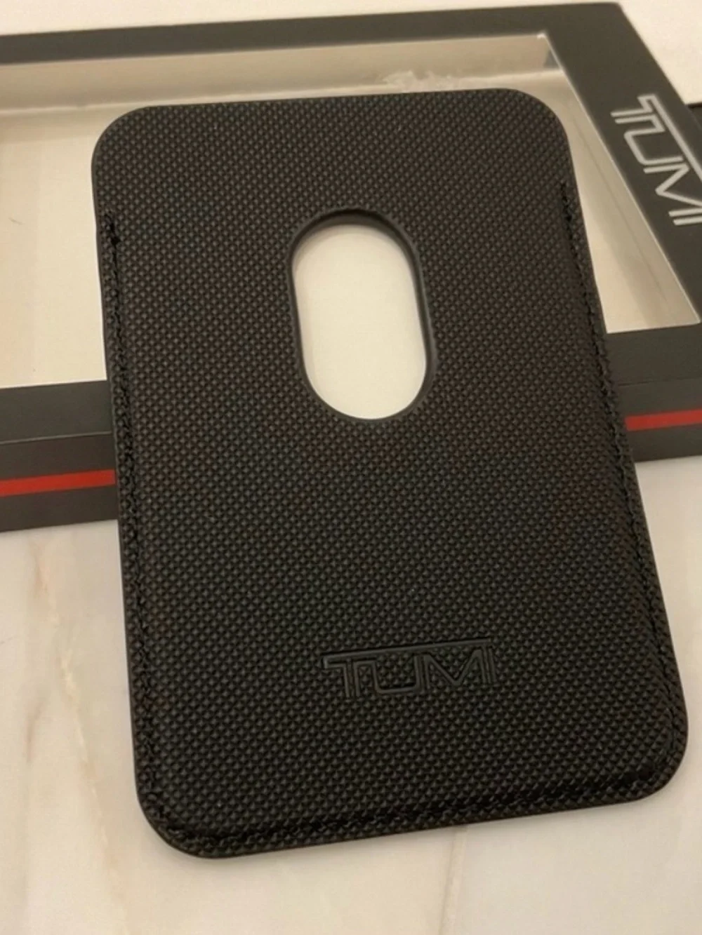 2026 TUMI SLIM LEATHER MAGNETIC CARD MagSafe HOLDER CASE FOR CELL PHONE new!